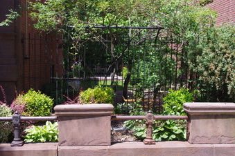 Enlarge photo 33