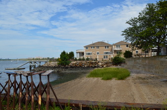 Enlarge photo 18