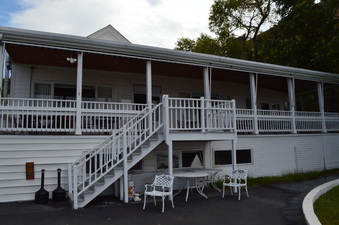 Enlarge photo 38