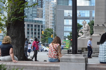 Enlarge photo 79