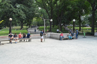 Enlarge photo 93