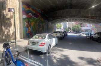 Enlarge photo 10