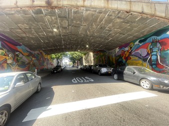 Enlarge photo 23