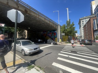 Enlarge photo 26