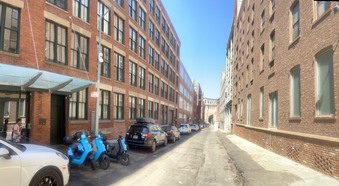 Enlarge photo 12