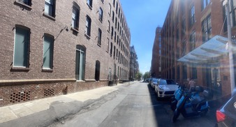 Enlarge photo 15