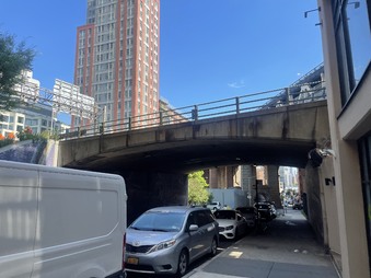 Enlarge photo 21