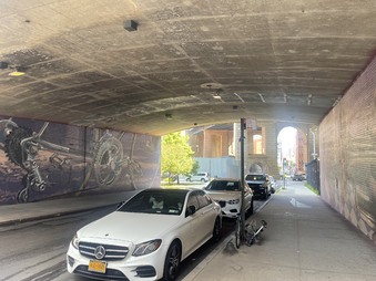 Enlarge photo 27