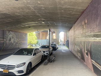 Enlarge photo 26