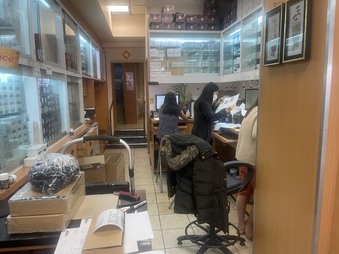 Enlarge photo 19