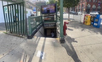 ICONIC HOUSTON ST SUBWAY