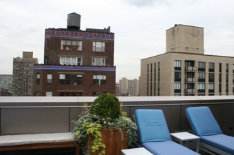 Enlarge photo 68