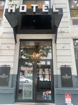 Enlarge photo 9
