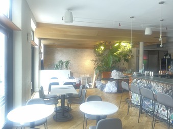 Enlarge photo 52