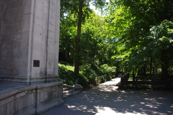 Enlarge photo 10