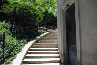Enlarge photo 30