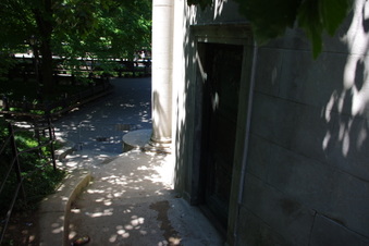 Enlarge photo 38