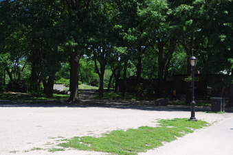 Enlarge photo 19