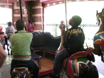 Enlarge photo 32