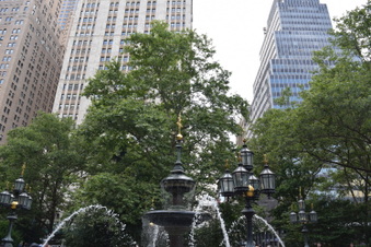 Enlarge photo 47