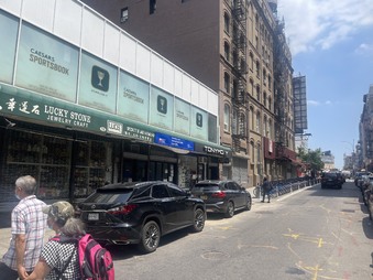 Enlarge photo 49