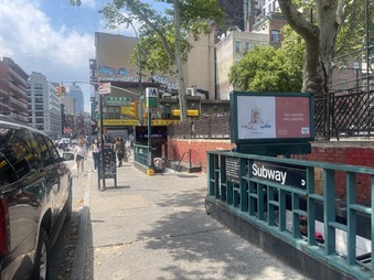GRAND ST SUBWAY (GRAFFITI)