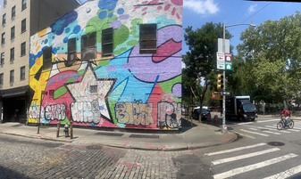 Enlarge photo 35