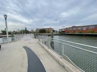 Enlarge photo 26