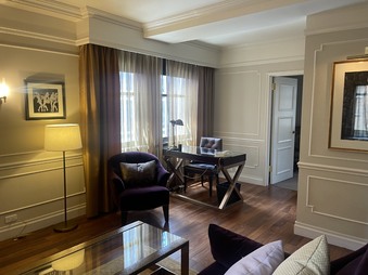 Enlarge photo 51