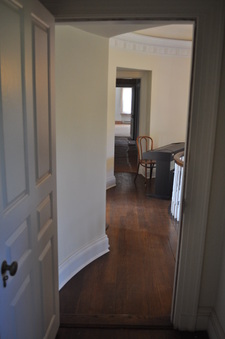 Enlarge photo 106