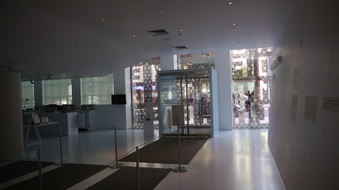 Enlarge photo 2