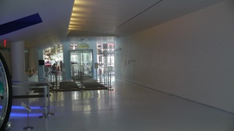 Enlarge photo 24