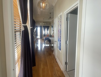Enlarge photo 115