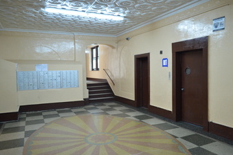 Enlarge photo 11