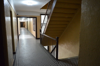 Enlarge photo 8