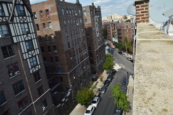 Enlarge photo 18
