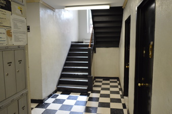 Enlarge photo 16
