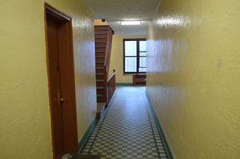 Enlarge photo 11