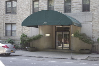 675 Walton Ave #1e