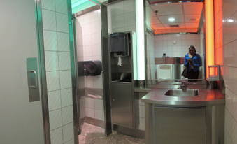 Enlarge photo 24