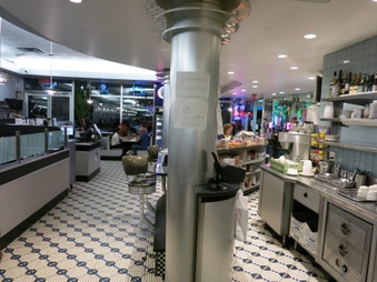 Enlarge photo 23