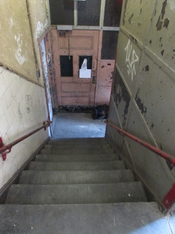 Enlarge photo 37
