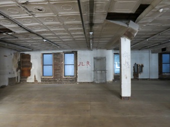 Enlarge photo 38