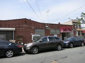 Enlarge photo 37