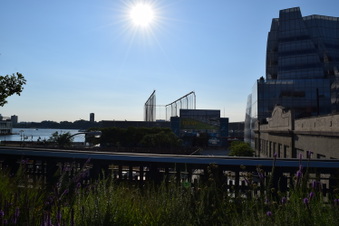 Enlarge photo 13