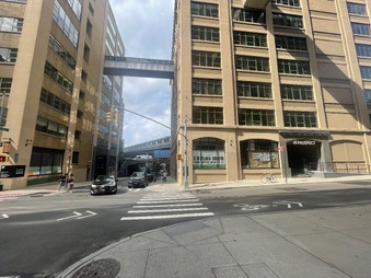Enlarge photo 29