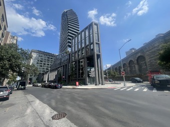 Enlarge photo 3