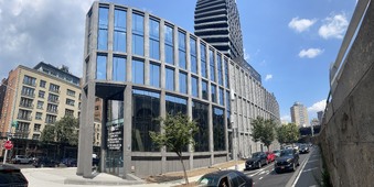 Enlarge photo 16