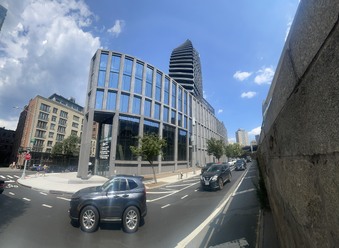 Enlarge photo 17