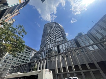 Enlarge photo 33